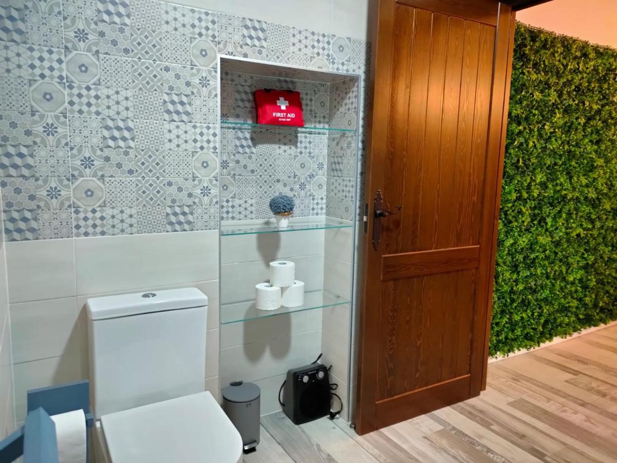Elegante Apartamento Para 5 En El Centro De Caceres Con Wifi Екстериор снимка